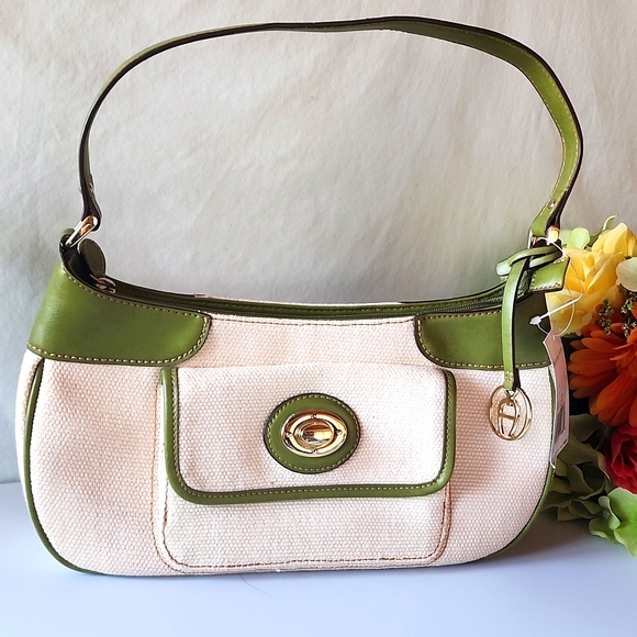 NWT. Beautiful Etienne Aigner. Juliet Collection Hobo Bag. ☆ - Picture 5 of 16